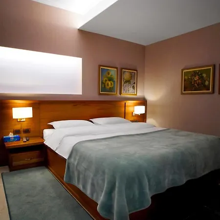 Hotel Nov Tirana