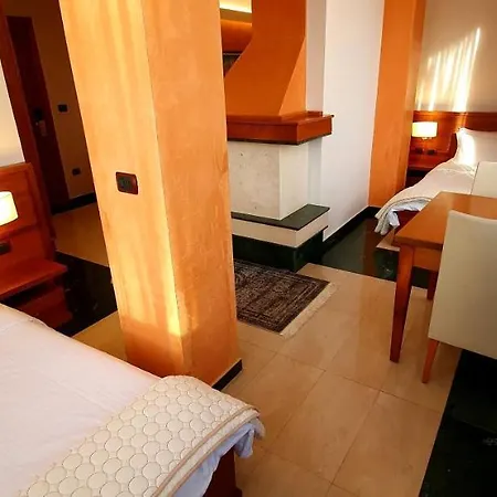 Nov Hotel