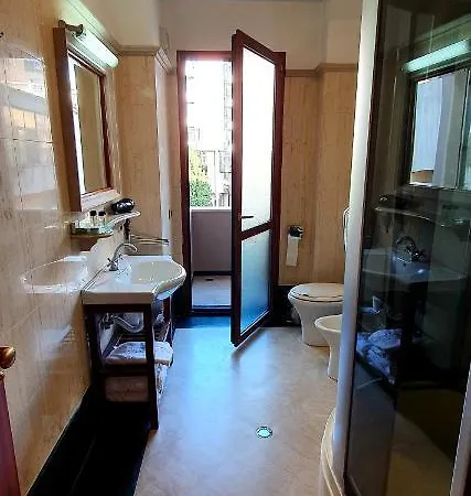 Nov Hotel