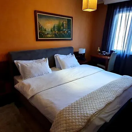 Hotel Nov