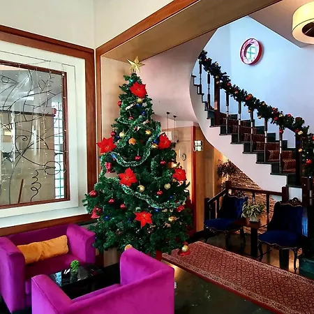 Nov Hotel