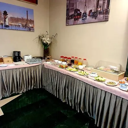 Nov Hotel